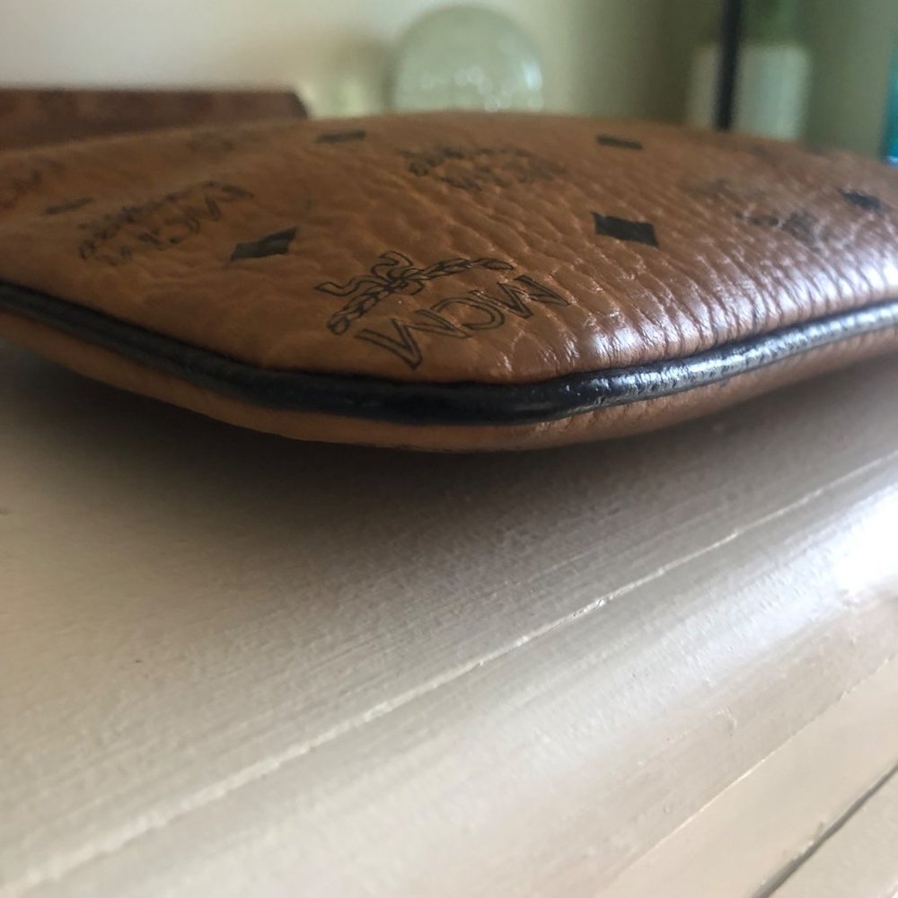 MCM Authentic Zip Pouch Viesto Wristlet In Cognac - Picture 7 of 13